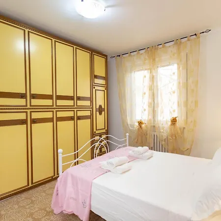 90a - Casa Vitello D'oro شقة Montesilvano Marina